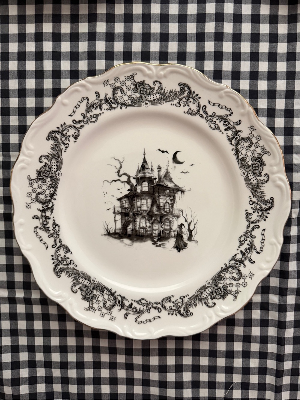 Set of 4 Halloween Salad Plates Black and white Haunted Mansion - Picture 2 of 7